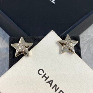 ✨ Chanel Star Crystal Logo Earrings Gold CC Studs ✨